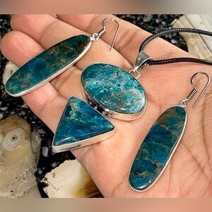 Set of Blue Apatite Crystal Pendant & Earrings